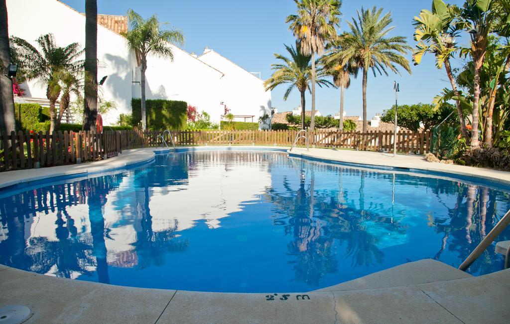 Holiday Home Clarisa Estepona Extérieur photo